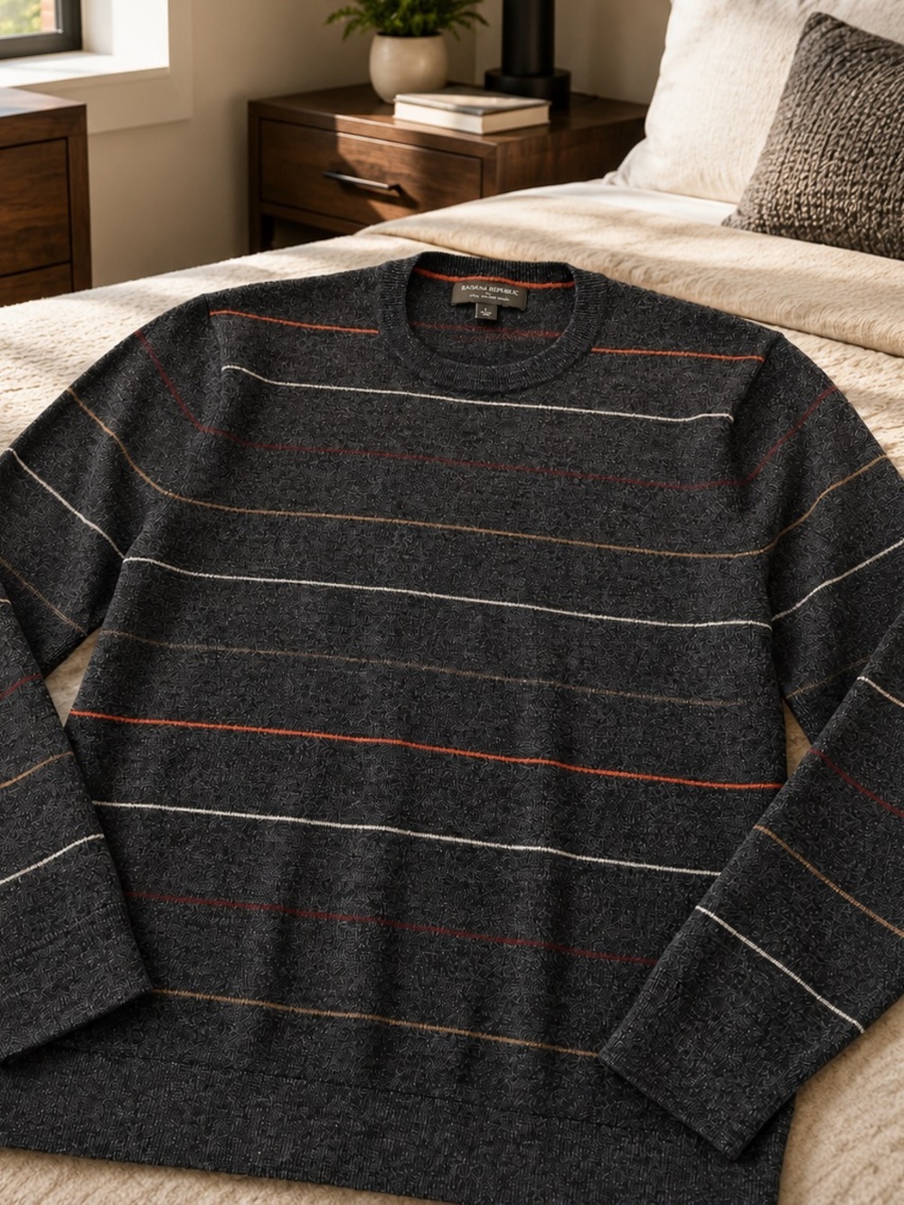 Banana Republic 100% Merino Wool Striped Sweater Men’s Large